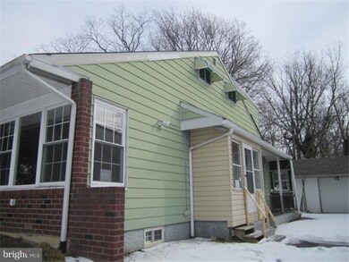 1569 Edgewood Ave, Abington, PA 19001 - photo 2