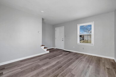 2815-2817 Vanderberg Ave, Columbus, OH 43204 - photo 5