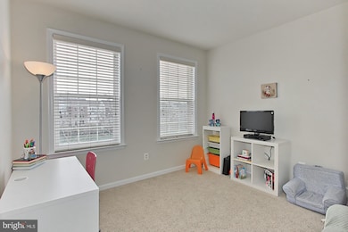 22703 Settlers Trail Terrace unit 11B, Ashburn, VA 20148 - photo 6