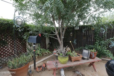 4818 E 17th St, Tucson, AZ 85711 - photo 5