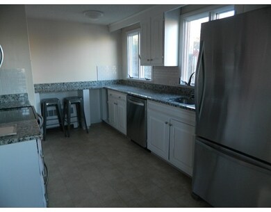 11 Prospect Ct unit 1, Marblehead, MA 01945 - photo 4