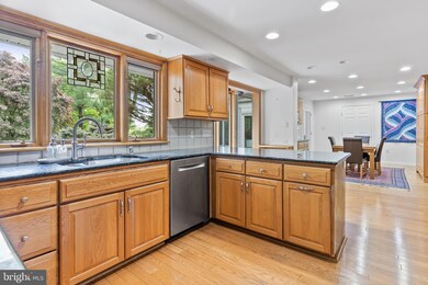 273 Winthrop Rd, Berwyn, PA 19312 - photo 6