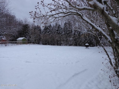 556 Netherfield St NW, Comstock Park, MI 49321 - photo 6