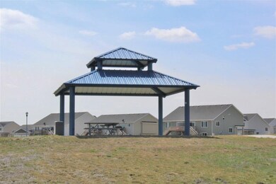 131 Mulberry Loop unit 133 Mulberry Loop NE, Minot, ND 58703 - photo 3