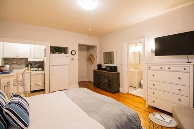 1253 Beacon St unit A3, Brookline, MA 02446 - photo 4