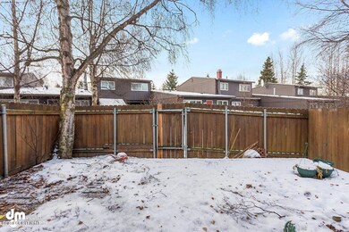 Backyard 9502-SMALL