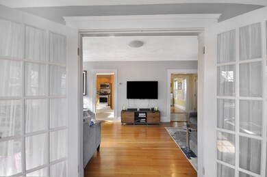 82 Menotomy Rd, Arlington, MA 02476 - photo 4