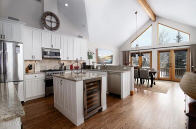 723_june_creek_kitchen_2