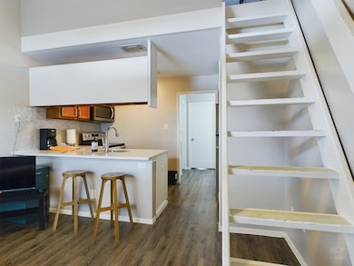 2815 Rio Grande St unit 213, Austin, TX 78705 - photo 3