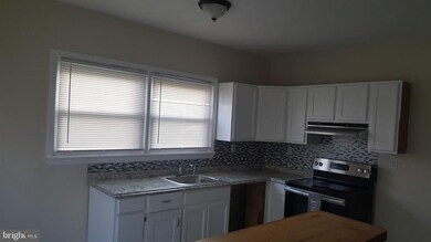 1098 W Ridge Rd unit A - 1ST FLOOR, Marcus Hook, PA 19061 - photo 2