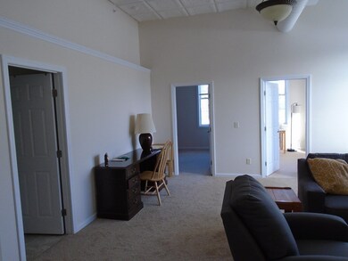 42 Phillips Rd unit 10, Holden, MA 01520 - photo 3