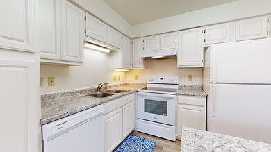 24 Forrestal Dr unit 24, Brunswick, ME 04011 - photo 5