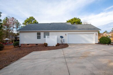 285 Queens Way-7