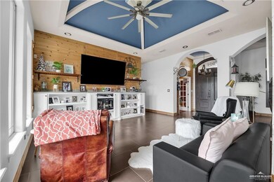 904 W Helmer St, Pharr, TX 78577 - photo 4