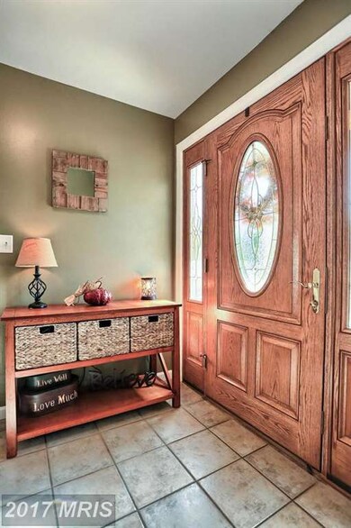 3721 Ricklyn Dr, Chambersburg, PA 17202 - photo 2