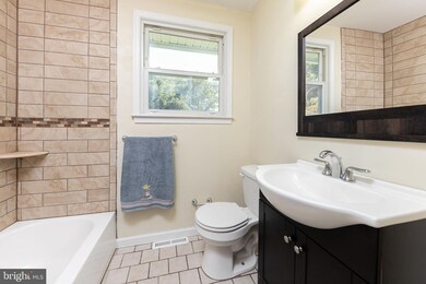 728 Roberts Ave, Lindenwold, NJ 08021 - photo 7