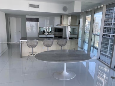 Icon Brickell Tower 2 unit 2902, Miami, FL 33131 - photo 7