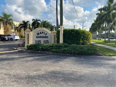 12491 Mcgregor Blvd unit 4, Fort Myers, FL 33919 - photo 2