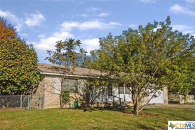 206 Hardeman St, Copperas Cove, TX 76522 - photo 2