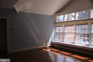 105 N Liberty St, Centreville, MD 21617 - photo 2