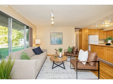 19222 Benfield Ave, Lake Oswego, OR 97035 - photo 3