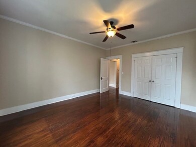 630 Topeka St, Shreveport, LA 71101 - photo 2