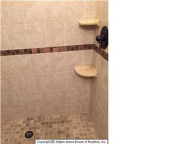 16 Austin Ave, Staten Island, NY 10305 - photo 5