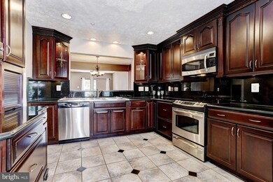 9310 Ridings Way, Laurel, MD 20723 - photo 4