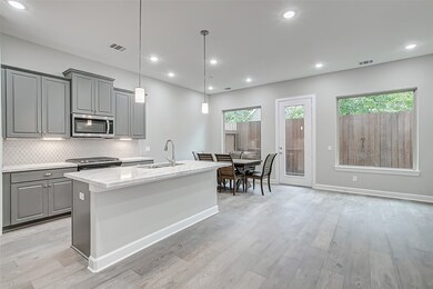 5114 Pine Reach Dr, Houston, TX 77018 - photo 5