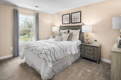 1813 Goldsberry Dr, Columbia, TN 38401 - photo 2