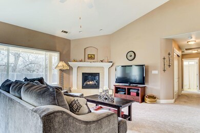 2740GemstoneCourt_004