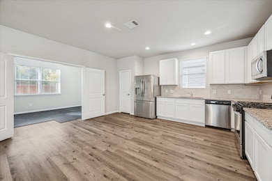 2224 Raider Dr, Conroe, TX 77301 - photo 3