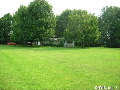 Exterior Front Spacious country yard
