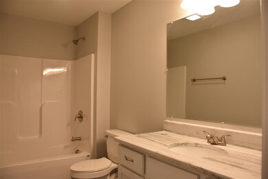 7 Cleveland Ave unit 4, Concord, NH 03301 - photo 4
