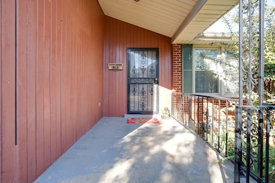 1302 Hawkins St, Nashville, TN 37203 - photo 3