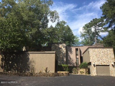 412 Country Club Dr, Jacksonville, NC 28546 - photo 2