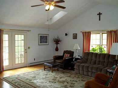 99 Bungy Rd, North Scituate, RI 02857 - photo 4