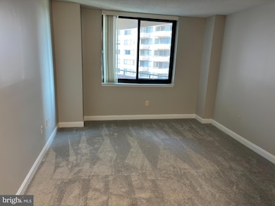 The Carleton unit 603, Chevy Chase, MD 20815 - photo 6