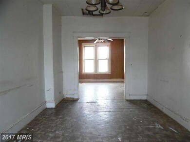 331 Marydell Rd, Baltimore, MD 21229 - photo 2