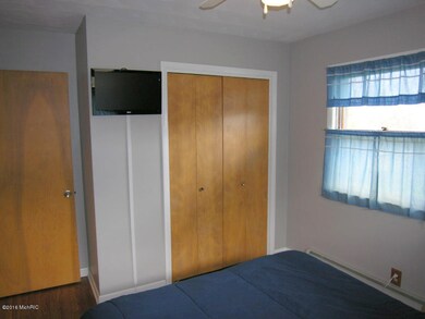 11303 Oakland Dr, Schoolcraft, MI 49087 - photo 5