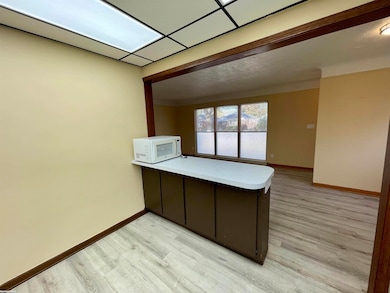 20844 Frazho St, Saint Clair Shores, MI 48081 - photo 7