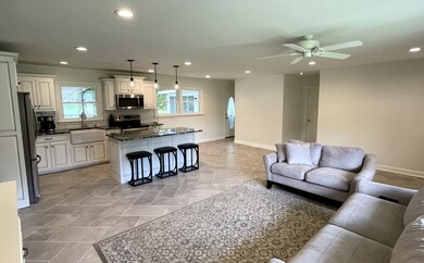 122 Burrum Dr, Shelbyville, TN 37160 - photo 3