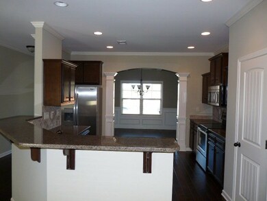 Kitchen & Dining Rm
