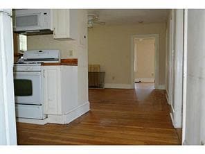 22 Newport Ave unit 2, Newport, RI 02840 - photo 4