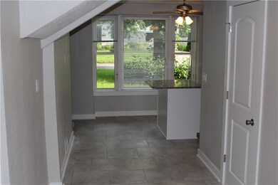 5501 Ovid Ave, Des Moines, IA 50310 - photo 4