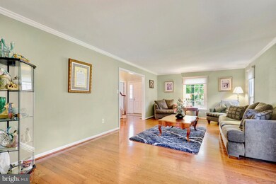 13461 Stream Valley Dr, Chantilly, VA 20151 - photo 6