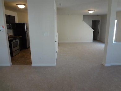 2324 Blackthorn Dr, Franklin, IN 46131 - photo 3