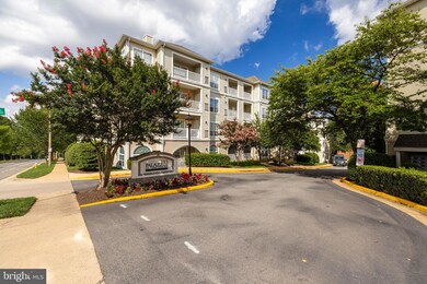 4551 Strutfield Ln unit 4409, Alexandria, VA 22311 - photo 2