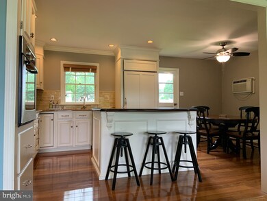 33 Meadow Ln, Doylestown, PA 18901 - photo 3