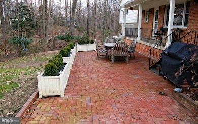 12145 Stirrup Rd, Reston, VA 20191 - photo 6